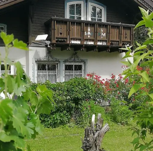 Rosis Cottage