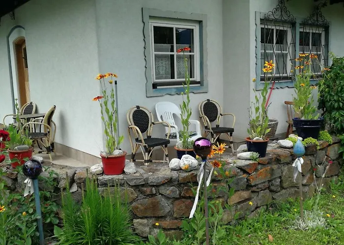 Rosis Cottage