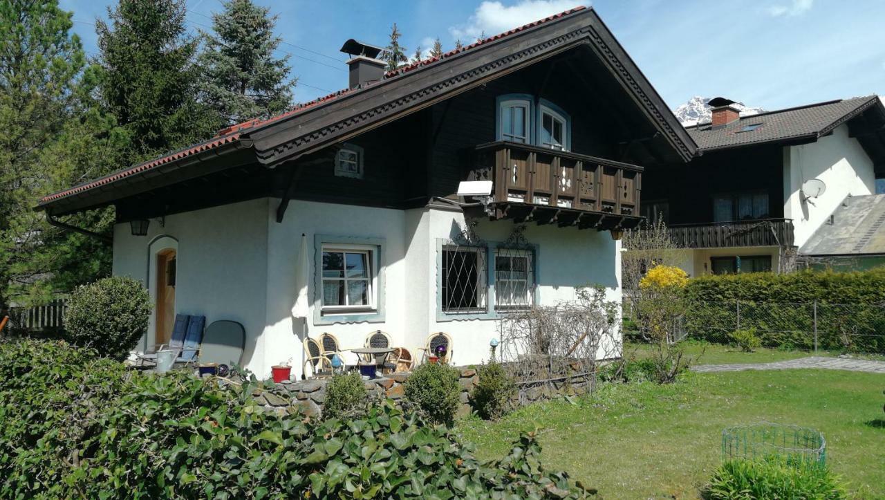 Rosis Ferienhaus *